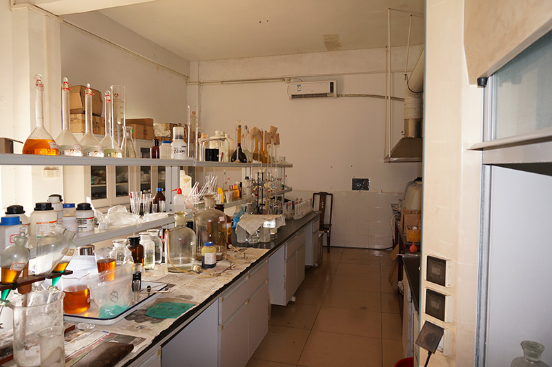 东莞91麻豆产精品久久久久久金属实验室