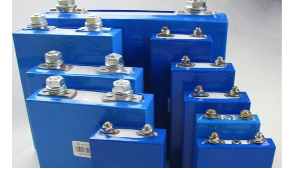 东莞麻豆国产精品男男回收厂家讲述电瓶车铅酸蓄电池的恰当充电方式