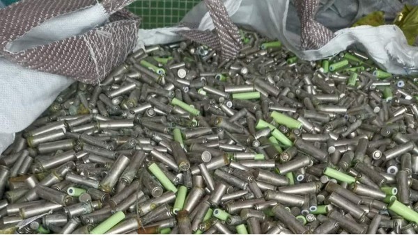 一家东莞麻豆国产精品男男回收厂家对麻豆国产精品男男回收市场的分析